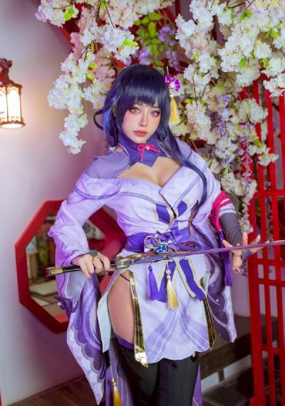 何炅